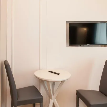 Amendola16 فندق مبيت وإفطار